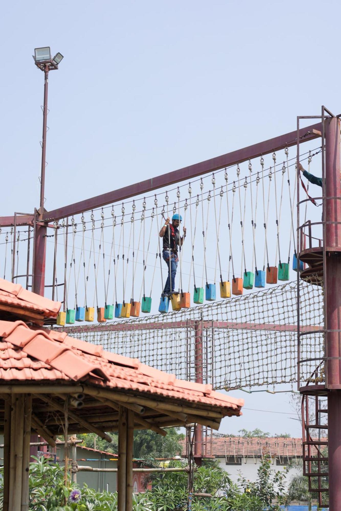 Vits Roccia Hill Resort And Adventure Park, Navapur Songadh Exteriér fotografie